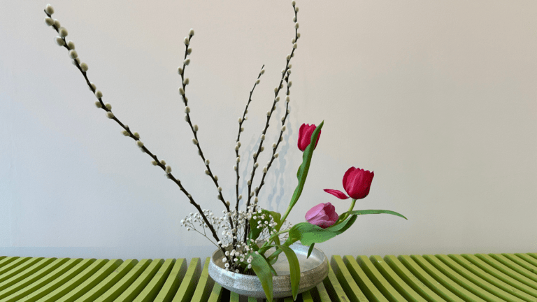 Introduction to Ikebana: The Art of Japanese Floral Arrangement