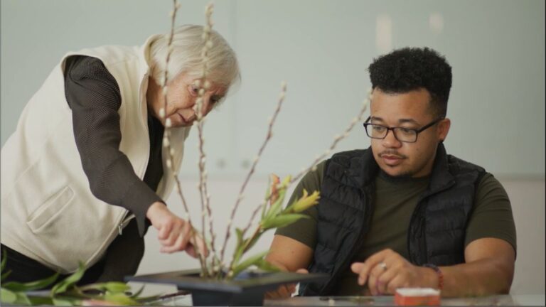 Introduction to Ikebana: The Art of Floral Arrangement